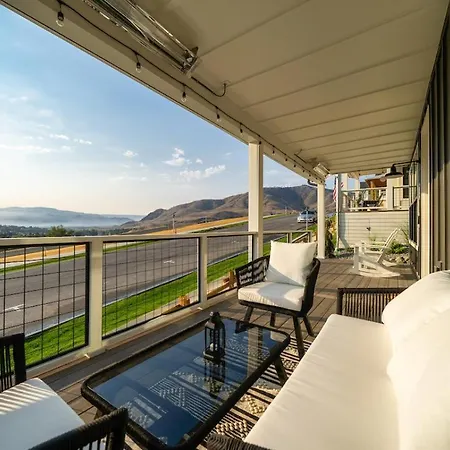 Live Laugh Chelan #136 Villa
